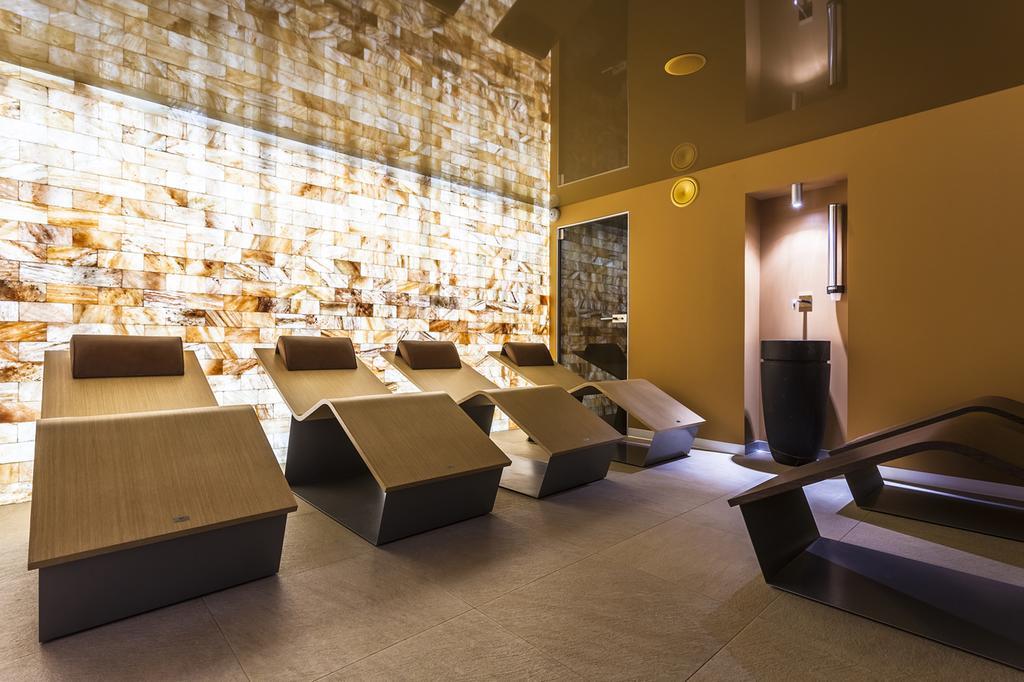 Resident Resort Harrachov & Grotta Spa ภายนอก รูปภาพ